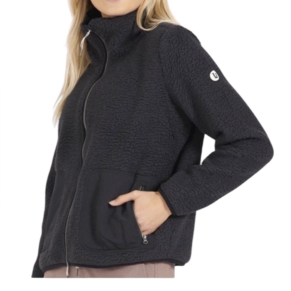 Vuori Black Teddy Jacket